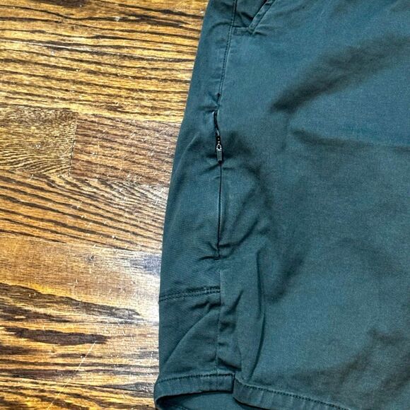 Du/er Live Free Journey Shretch Shorts. Green. Size 32. - Picture 2 of 7